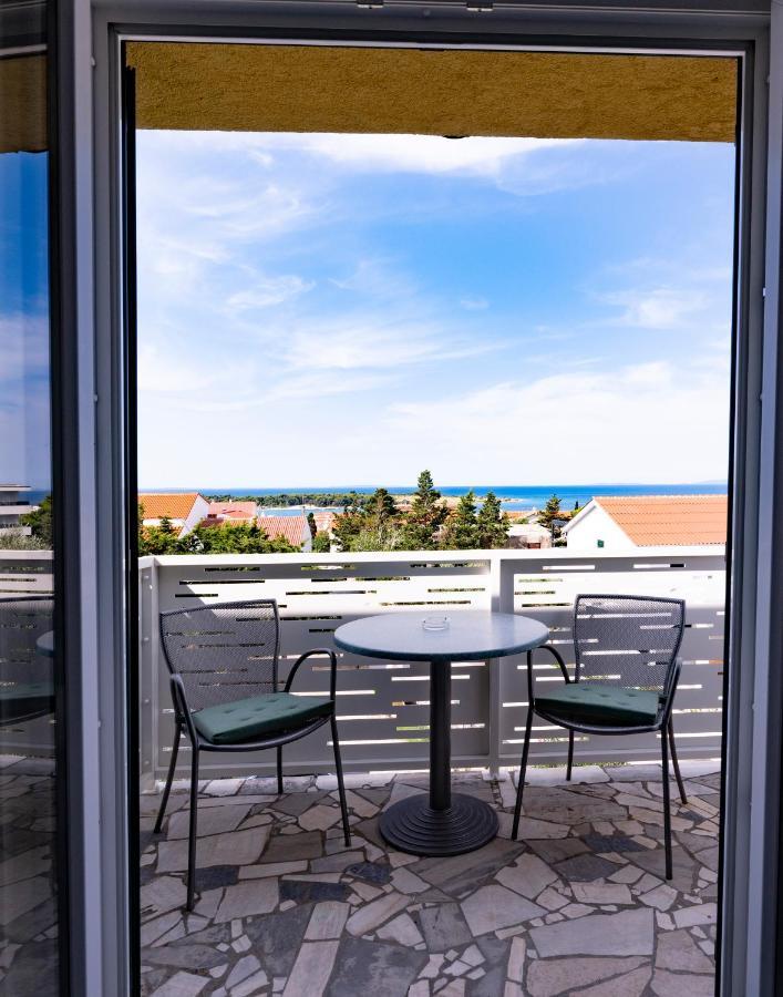 Apartmani Lovren Новалья Экстерьер фото