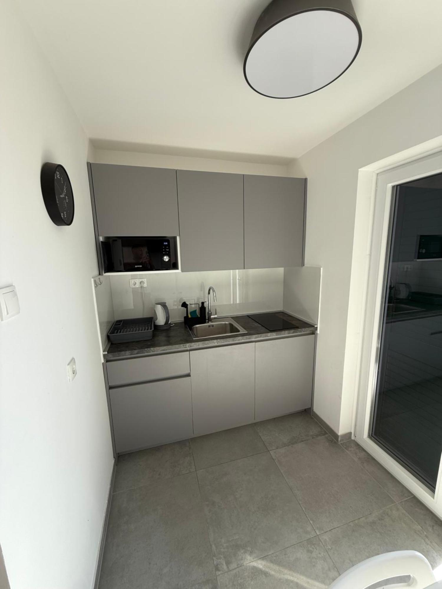 Apartmani Lovren Новалья Экстерьер фото